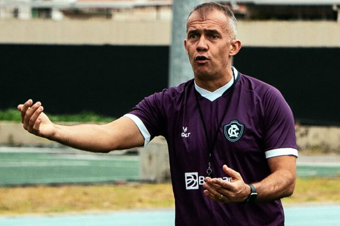 Eduardo Baptista no remo